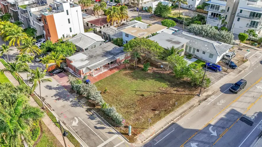 356 Balboa Street, Hollywood, FL 33019 - #2