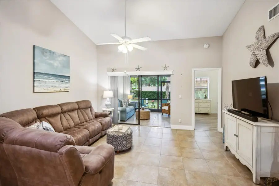 35 Centennial Court, Deerfield Beach, FL 33442 - #3