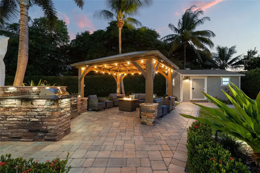 112 SW 24th Avenue, Boynton Beach, FL 33435 - #2