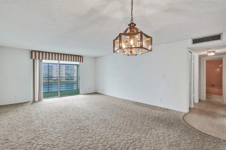 131 SE 3rd Avenue #304, Dania Beach, FL 33004 - #3