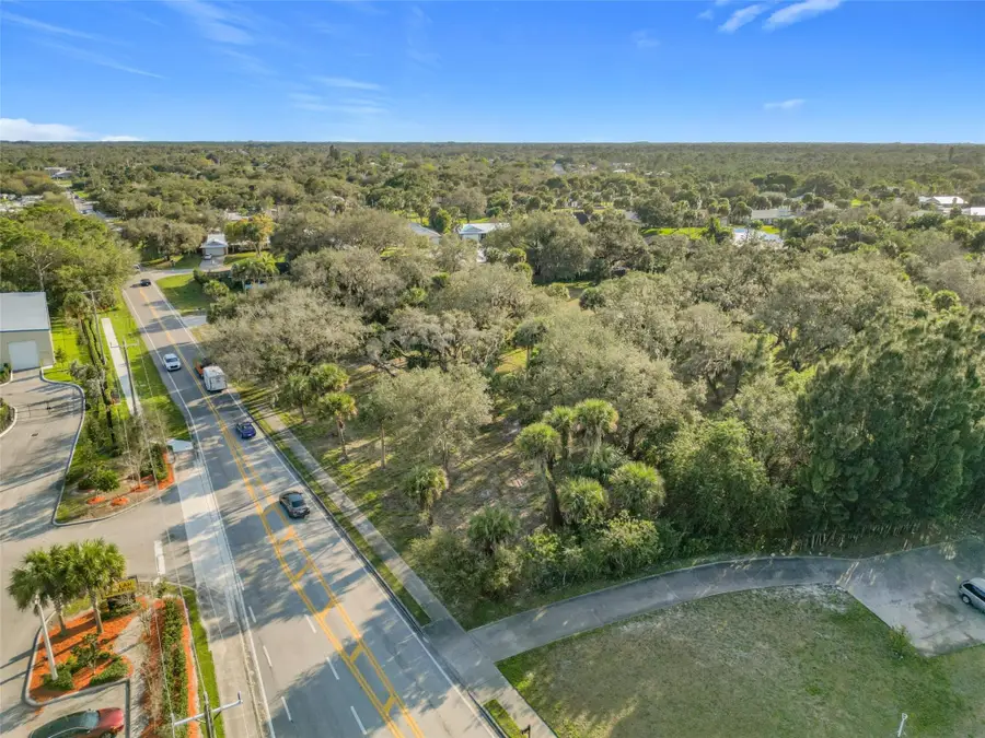 995 Old Dixie Highway, Vero Beach, FL 32962 - #3