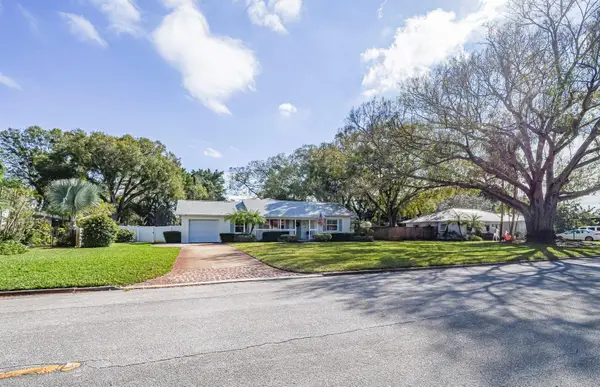 2180 Seville Avenue, Vero Beach, FL 32960