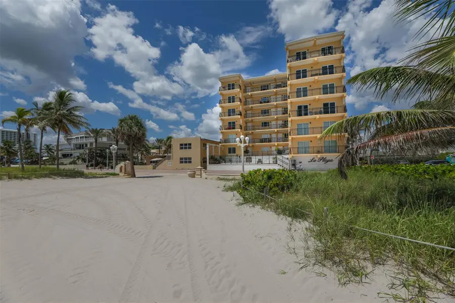 1815 N Surf Road #403, Hollywood, FL 33019 - #2