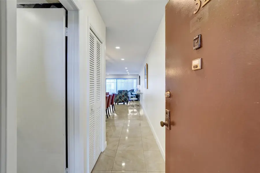 4060 N Hills Drive #32, Hollywood, FL 33021 - #2