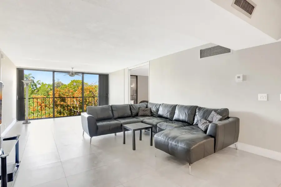 501 SW 11th Place #403, Boca Raton, FL 33432 - #2