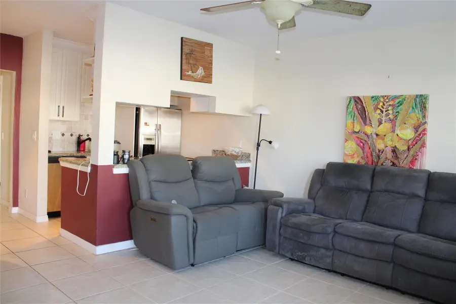 900 SW 11th Avenue #5C, Hallandale Beach, FL 33009 - #3
