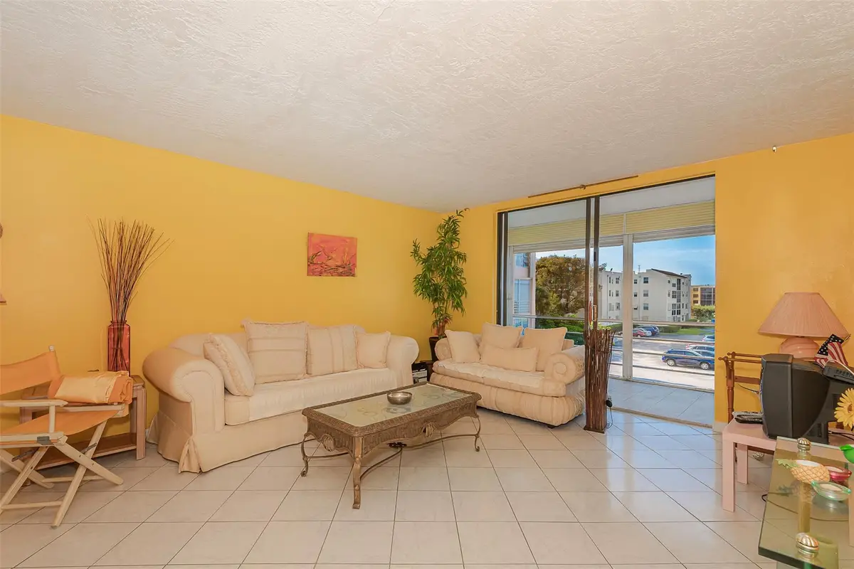 2861 Somerset Drive #317, Lauderdale Lakes, FL 33311 - #1