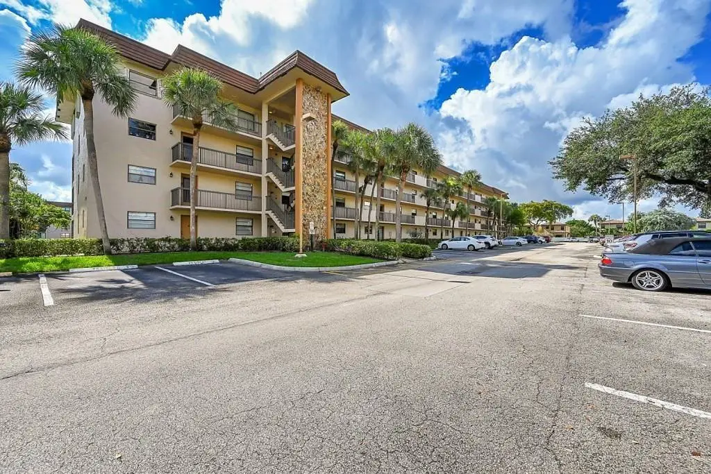6095 N Sabal Palm Boulevard #212, Tamarac, FL 33319 - #1