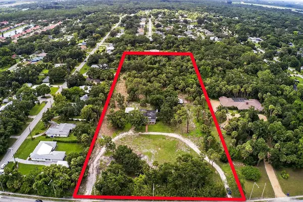 5240 20th Street, Vero Beach, FL 32966