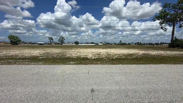 537 NW 15 Terrace, Cape Coral, FL 33993