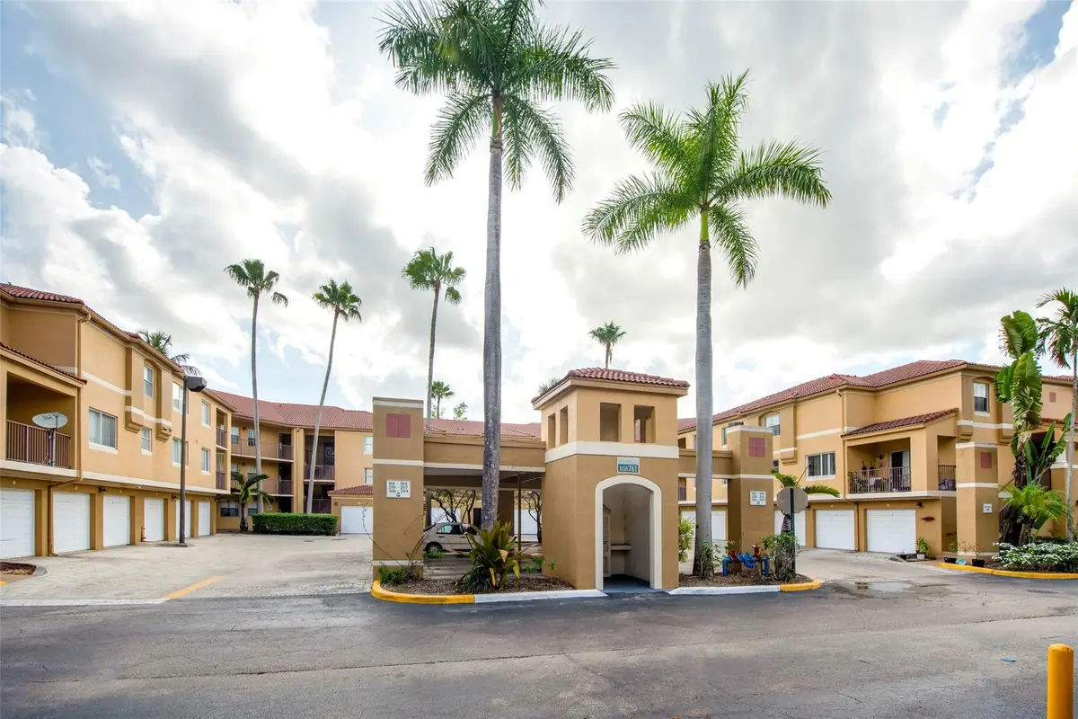 761 N Pine Island Road #106, Plantation, FL 33324 - #1