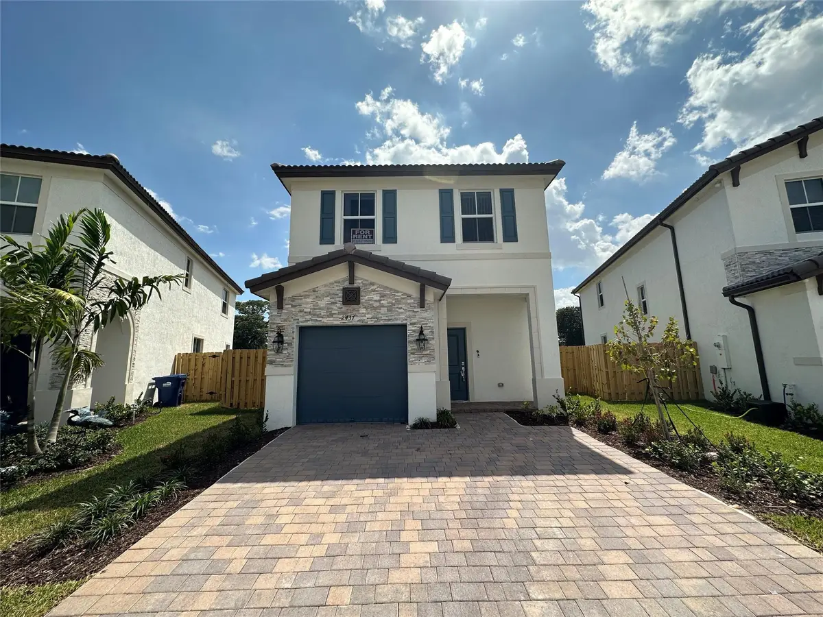 2437 NW 131st Circle, Miami, FL 33167 - #1