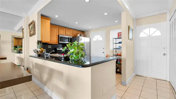 3725 NE 169th Street #207, North Miami Beach, FL 33160