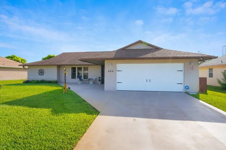 886 SE Odonnell Lane, Port Saint Lucie, FL 34983 - #2