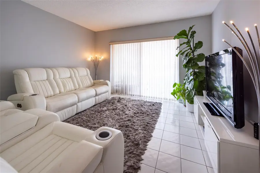 3850 Washington Street #710, Hollywood, FL 33021 - #2