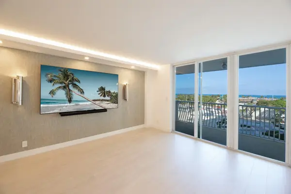 1 Las Olas Circle #404, Fort Lauderdale, FL 33316