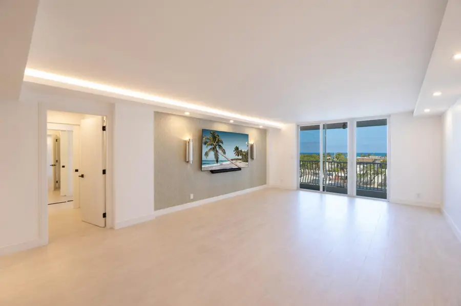 1 Las Olas Circle #404, Fort Lauderdale, FL 33316 - #2