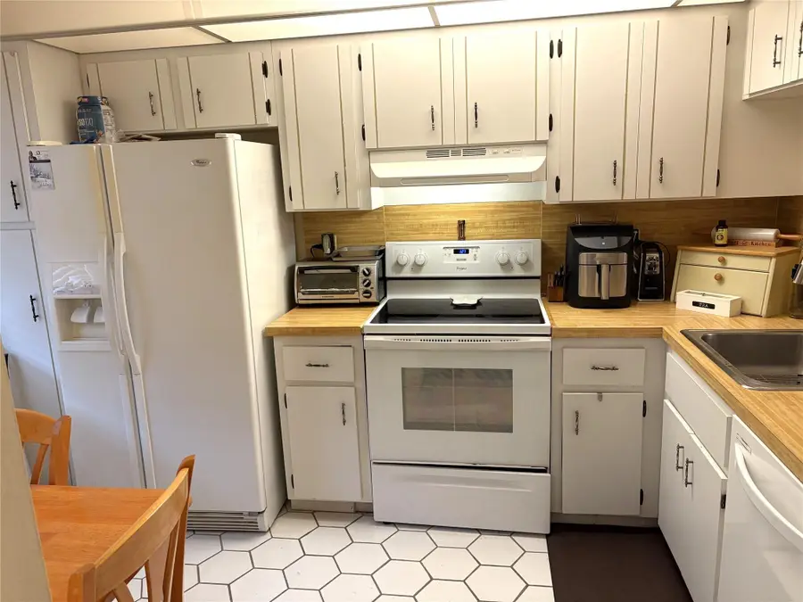 3571 Inverrary Drive #209, Lauderhill, FL 33319 - #2