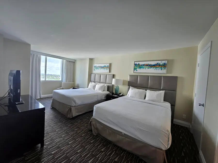 2670 E Sunrise Boulevard #1105, Fort Lauderdale, FL 33304 - #3