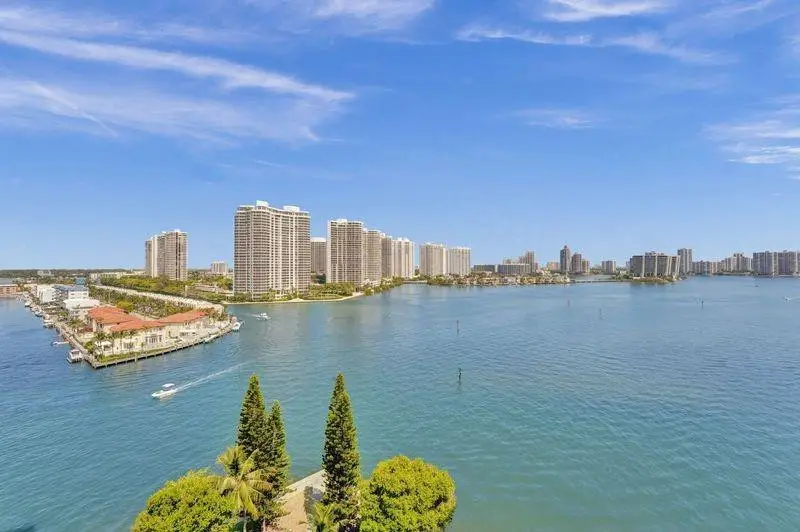301 174th Street #1401, Sunny Isles Beach, FL 33160 - #1