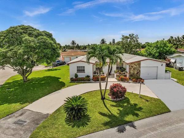 4220 NW 49th Avenue, Lauderdale Lakes, FL 33319