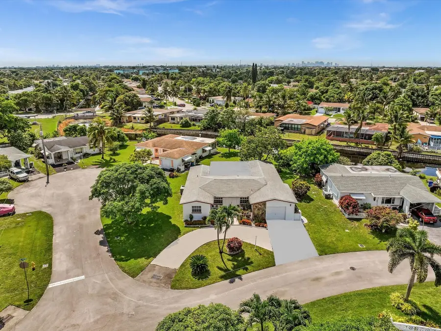 4220 NW 49th Avenue, Lauderdale Lakes, FL 33319 - #2