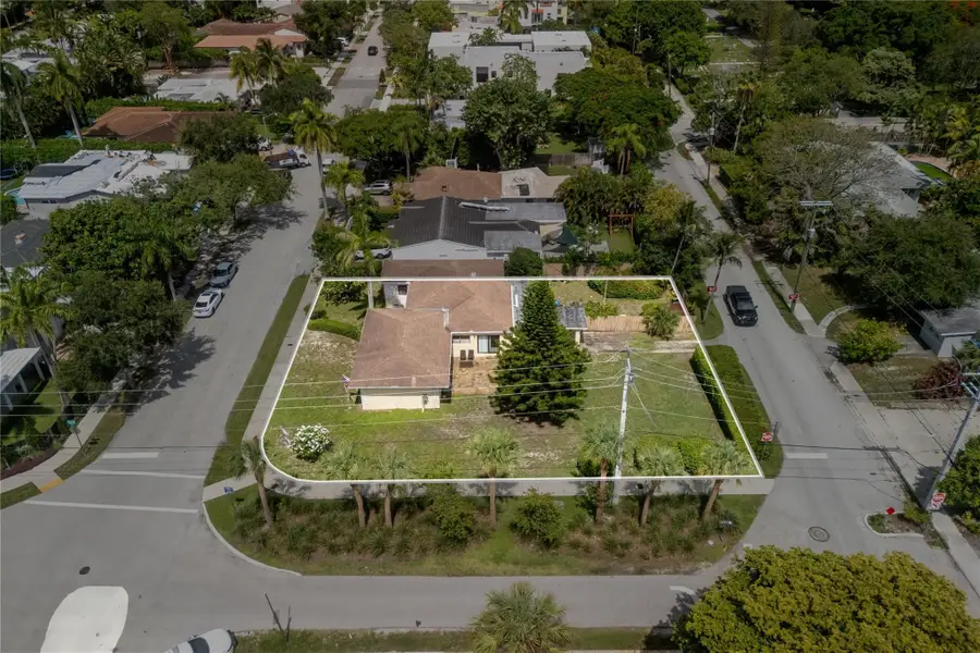 904 SE 11th Court, Fort Lauderdale, FL 33316 - #2
