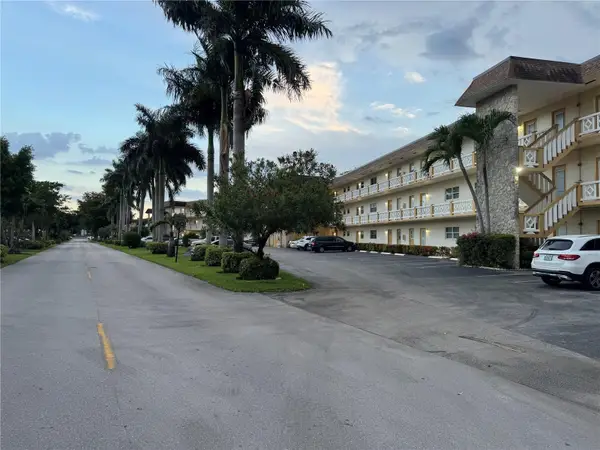 5111 W Oakland Park Boulevard #307, Lauderdale Lakes, FL 33313