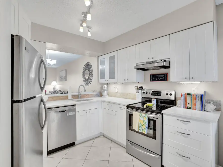 2208 S Cypress Bend Drive #401, Pompano Beach, FL 33069 - #2