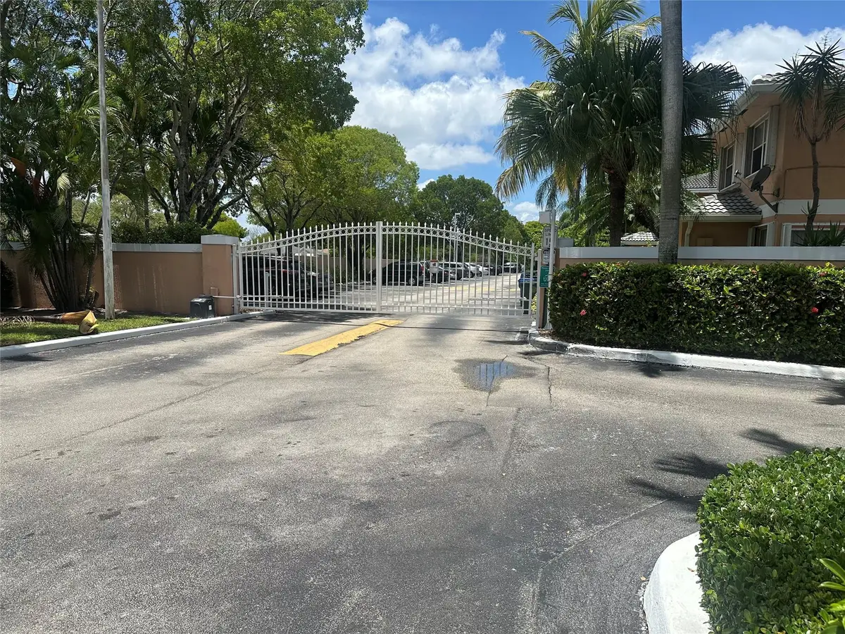 3263 NW 44th Street #6, Oakland Park, FL 33309 - #1