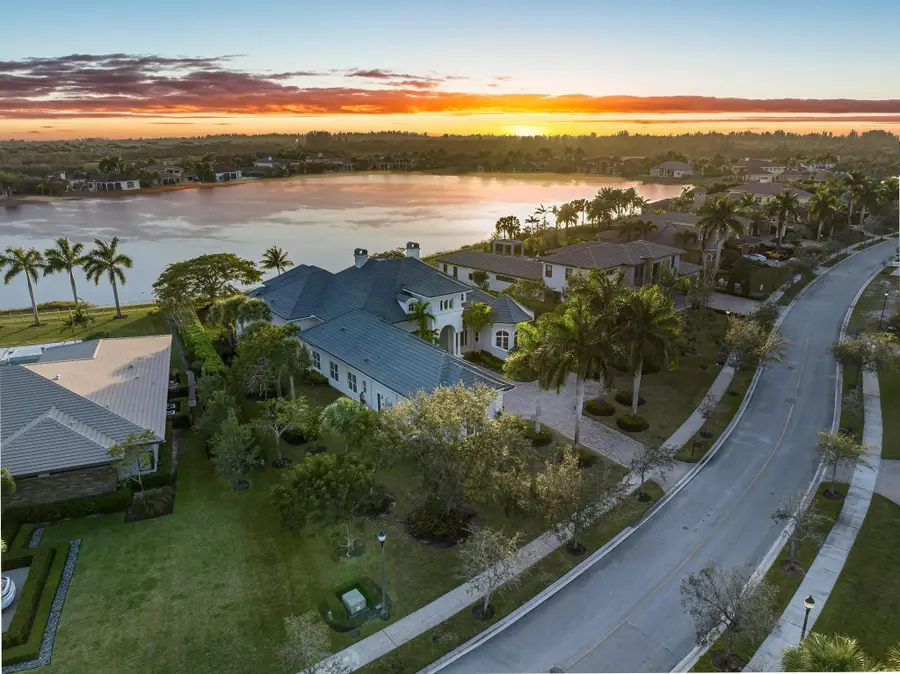 3111 Lake Ridge Lane, Weston, FL 33332 - #2