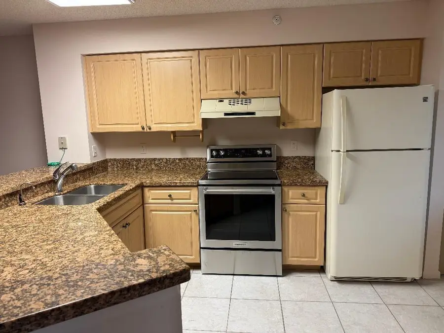 2205 S Cypress Bend Drive #307, Pompano Beach, FL 33069 - #2