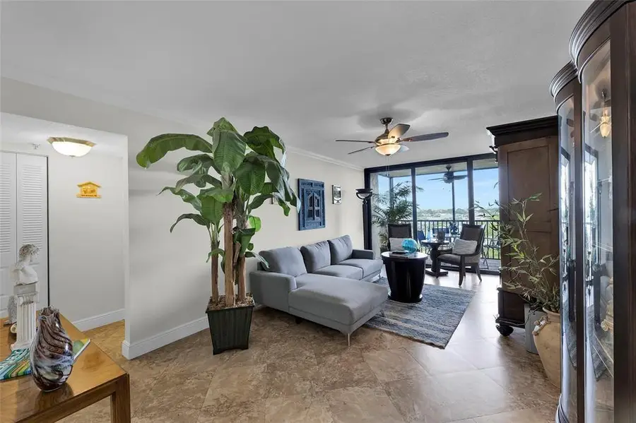 105 Lake Emerald Drive #711, Oakland Park, FL 33309 - #2