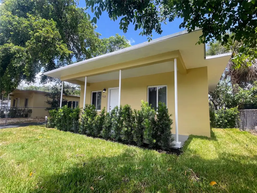 712 NW 17th Avenue, Fort Lauderdale, FL 33311 - #3