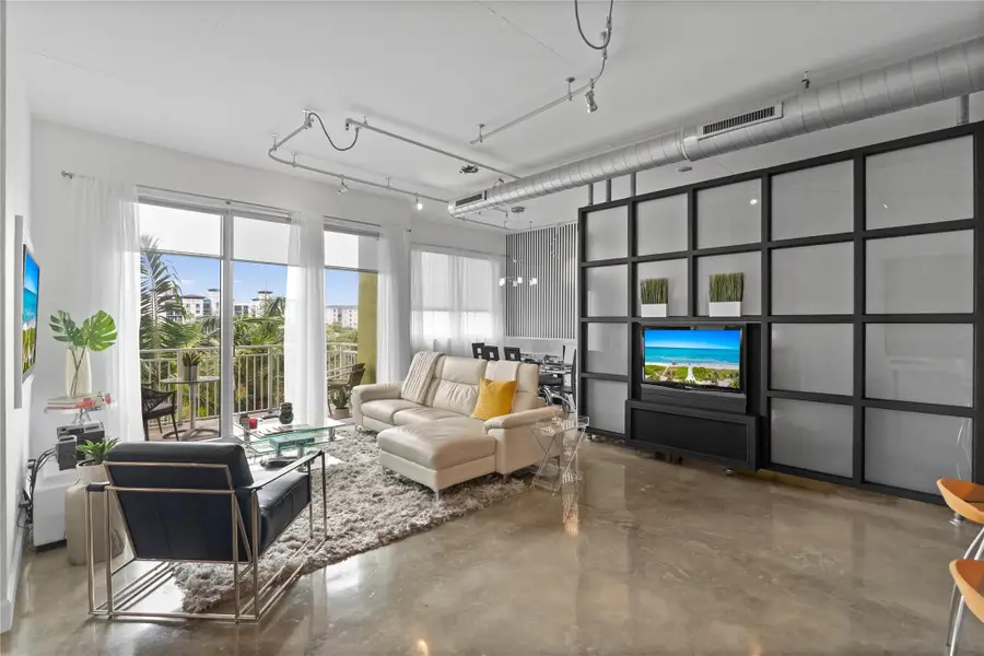 313 NE 2nd Street #405, Fort Lauderdale, FL 33301 - #2