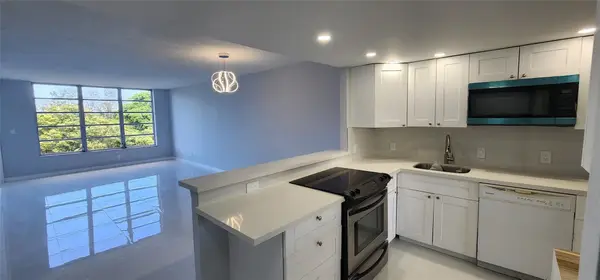 2650 S Course Drive #505, Pompano Beach, FL 33069