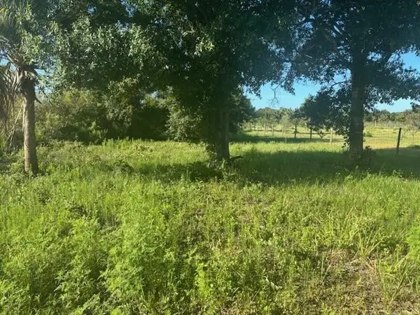 19216 NW 300th Street, Okeechobee, FL 34972