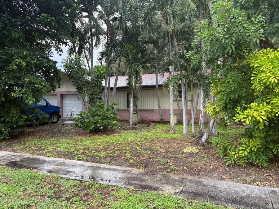 2109 Pinehurst Drive, West Palm Beach, FL 33407 - #3
