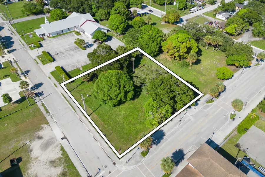 N 9th Street, Fort Pierce, FL 34950 - #3