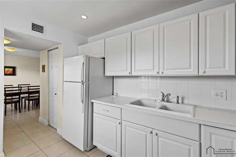 4191 NW 41st Street #316, Lauderdale Lakes, FL 33319 - #2
