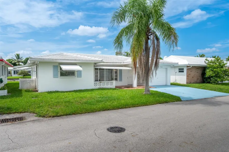 6800 NW 74th Place, Tamarac, FL 33321 - #2