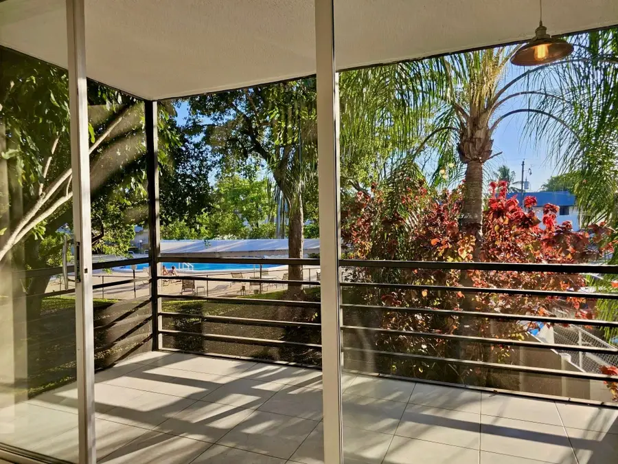 118 Royal Park Drive #Unit 2e, Oakland Park, FL 33309 - #2