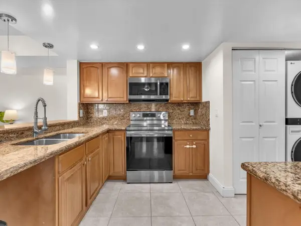 9022 W Atlantic Boulevard #213, Coral Springs, FL 33071