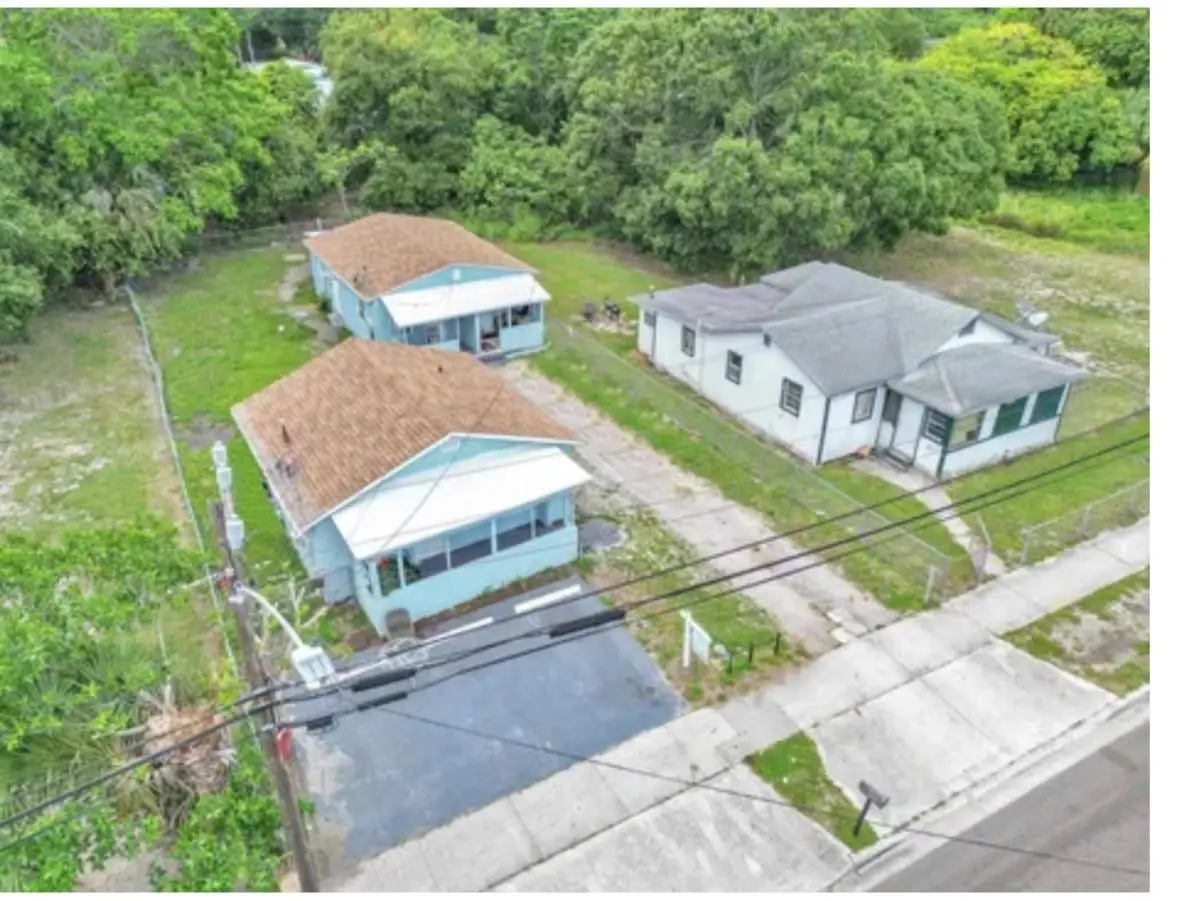 513 N 17th Street, Fort Pierce, FL 34950 - #1