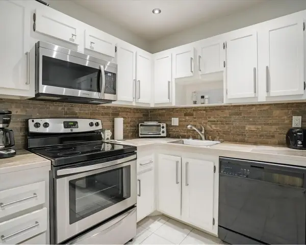 4751 NW 21st Street #604, Lauderhill, FL 33313