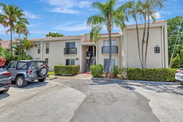 5336 NE 6th Avenue #H7, Oakland Park, FL 33334