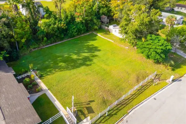 747 Roane Road, ,, FL 34711