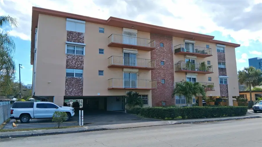 2010 Fillmore Street #303, Hollywood, FL 33020 - #3
