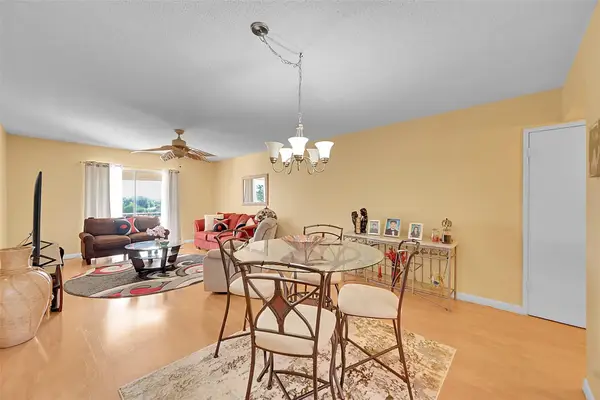 3475 Broken Woods Drive #401, Coral Springs, FL 33065