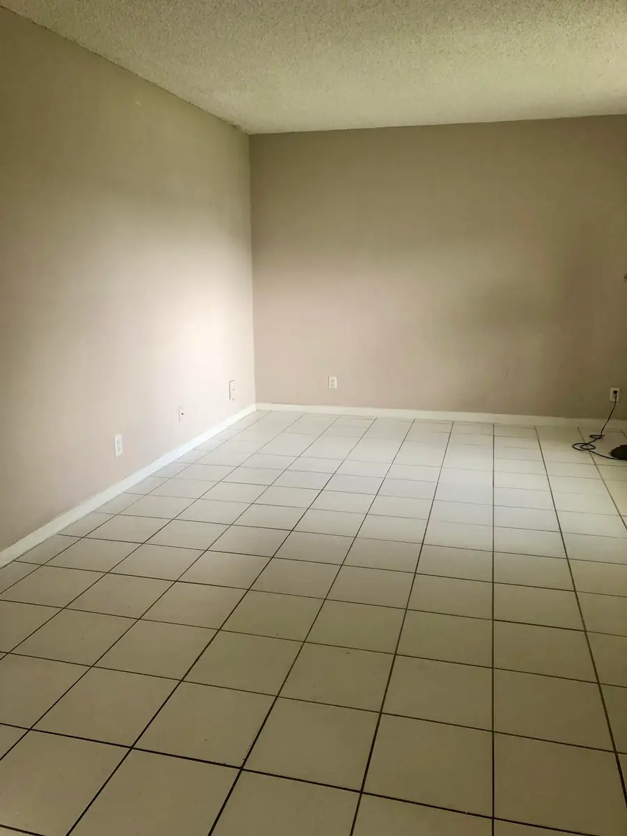 500 NE 2nd Street #204, Dania Beach, FL 33004 - #3